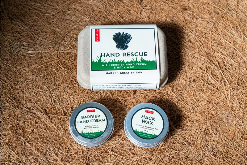 Sting in the Tail Gardener's Hand Rescue Box-1