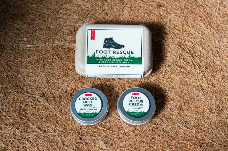 Sting In the Tail Gardener's Foot Rescue Box-1