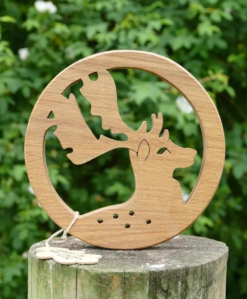 Beamers Oak Pot Stand Deer