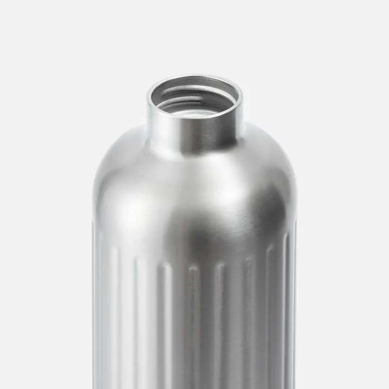 Black and Blum Large Explorer Insulated Bottle Olive-1