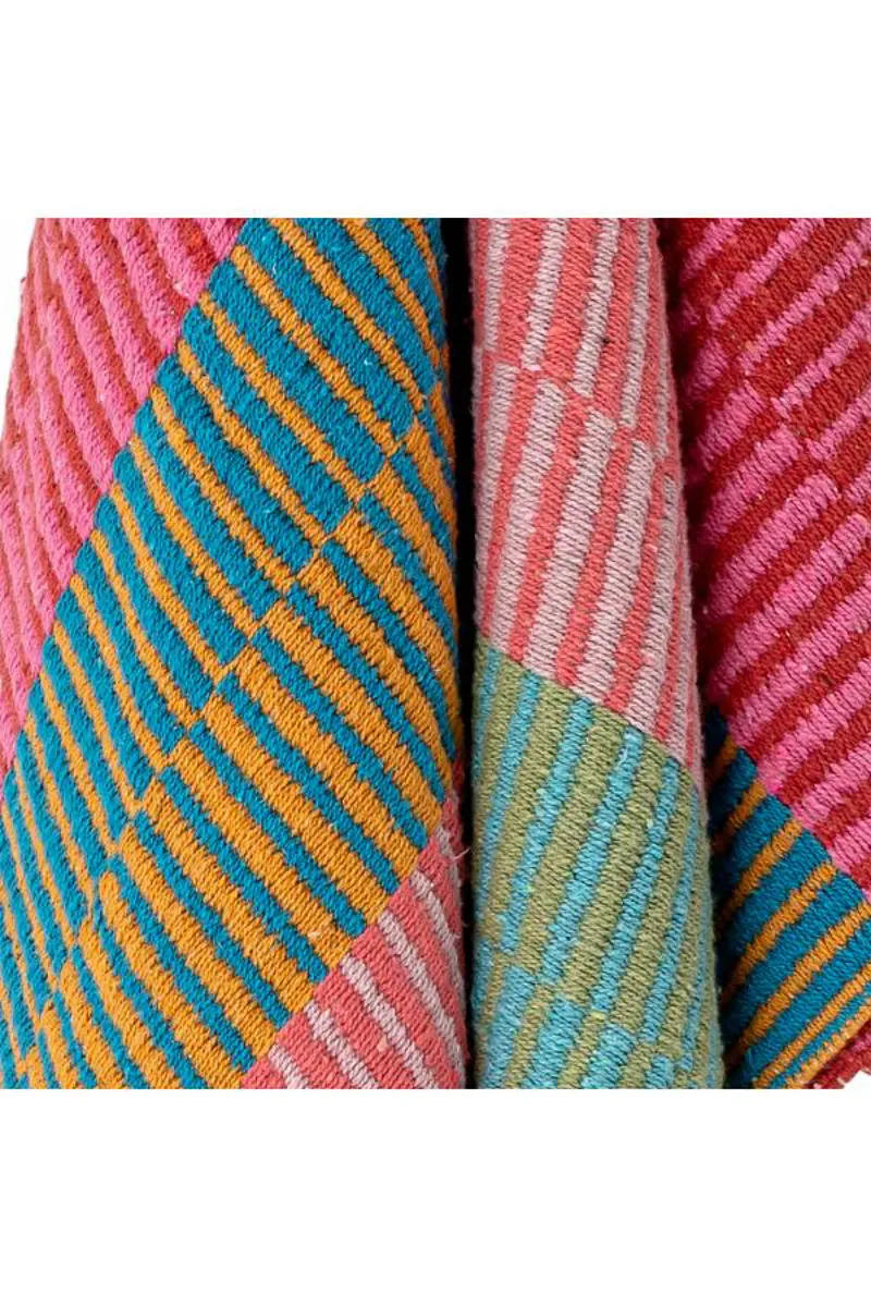 Bloomingville Isnel Throw - Botanist Pink -1