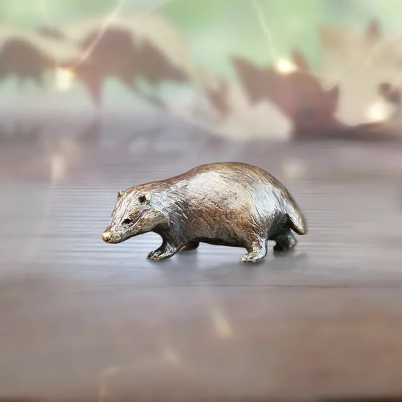 Butler and Peach Badger Bronze Miniature-1