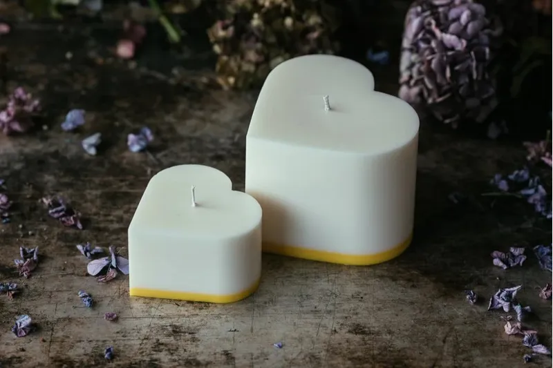 Hanna Home Small Heart Candle - Grapefruit