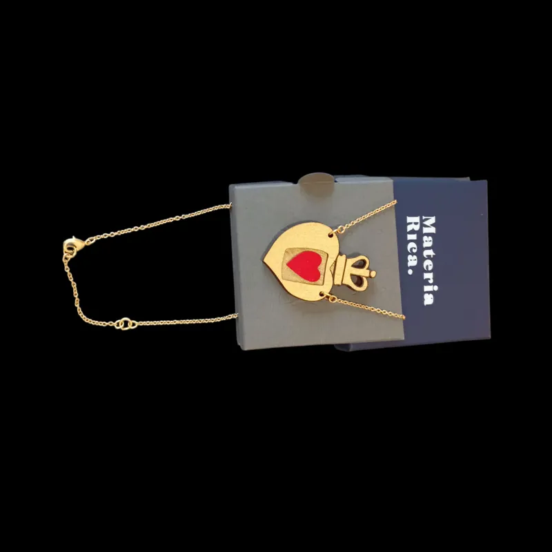 Materia Rica Royal Hearts Necklace-1