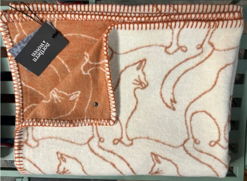 Northern Woven Pounce Standard Throw Ginny