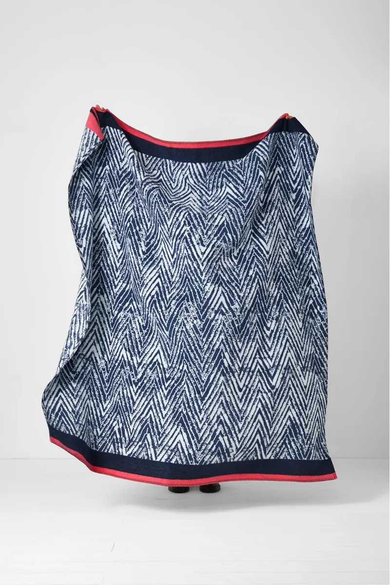 Northern Woven Wildside Large Throw - Denim Blue