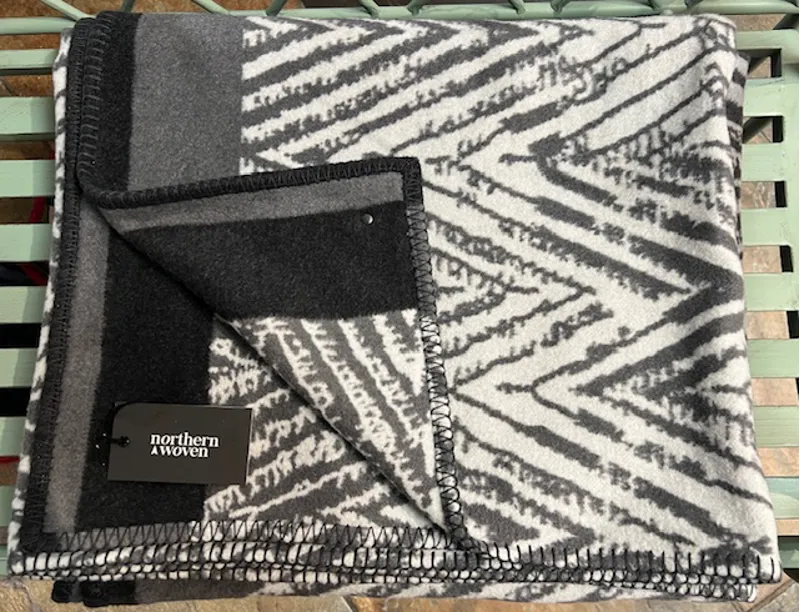 Northern Woven Wildside Large Throw Soot