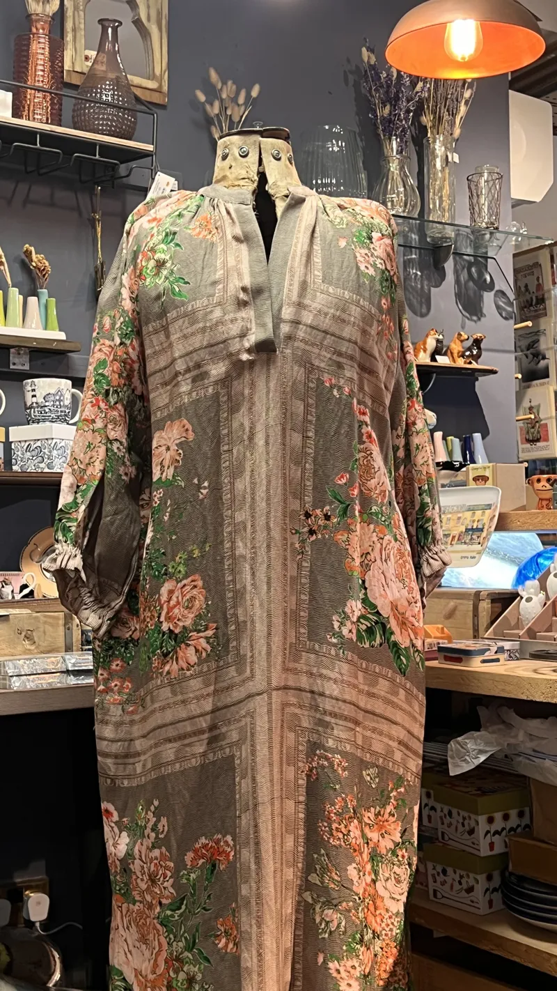 One Hundred Stars Raglan Dress - Neon Rose Beige