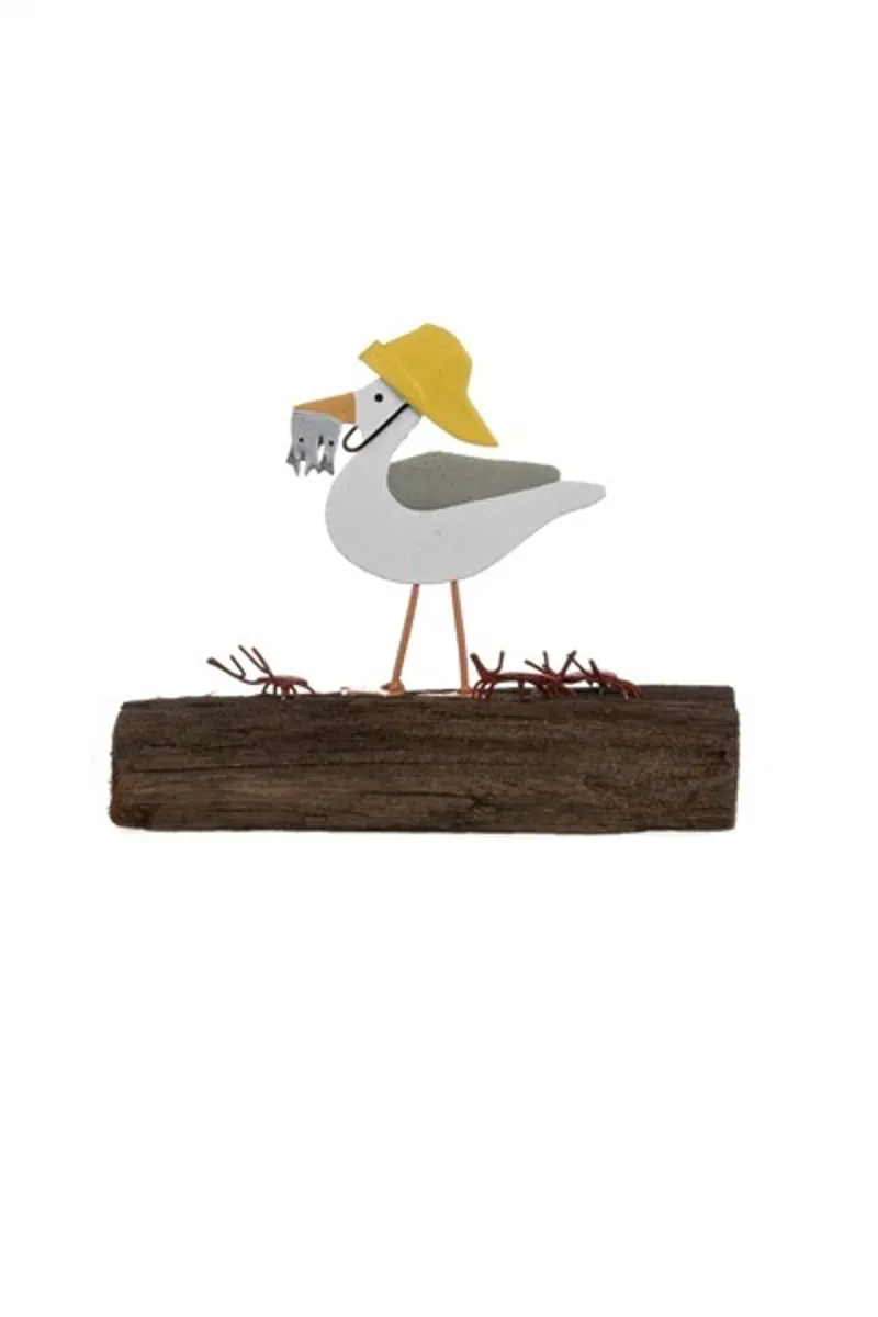 Shoeless Joe Seagulls with Catch on Block